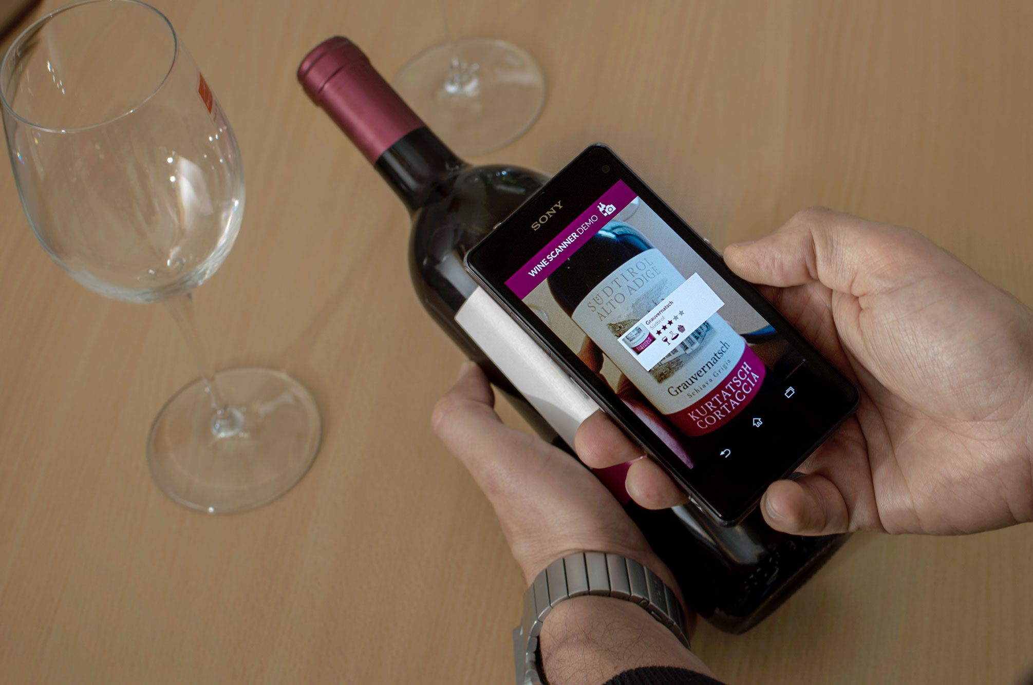 Wine bottle label augmented using Wikitude Image Tracking Cloud Recognition